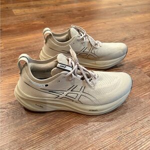 ASICS Cream Gel Nimbus Running Shoes